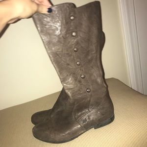 Born boots